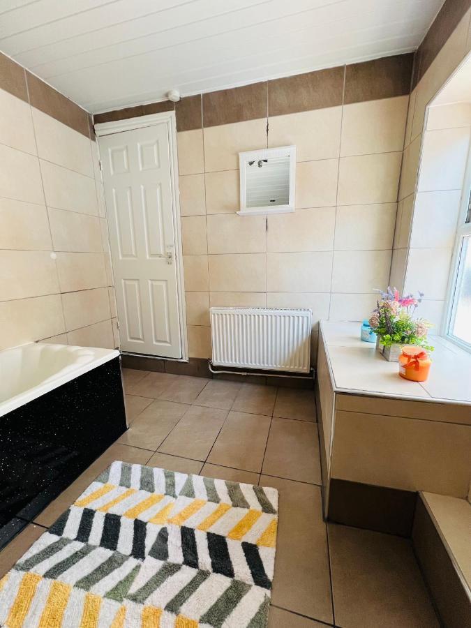 Luxurious Modern House In Anfield! Close To Lfc, Efc, City Centre!!! 利物浦 外观 照片